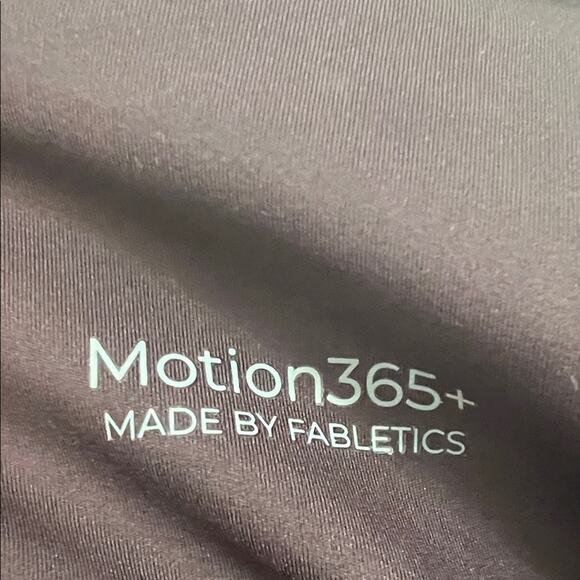 Fabletics Anywhere Motion365+ HW Run Legging Deep Plum Size Large - Picture 2 of 5